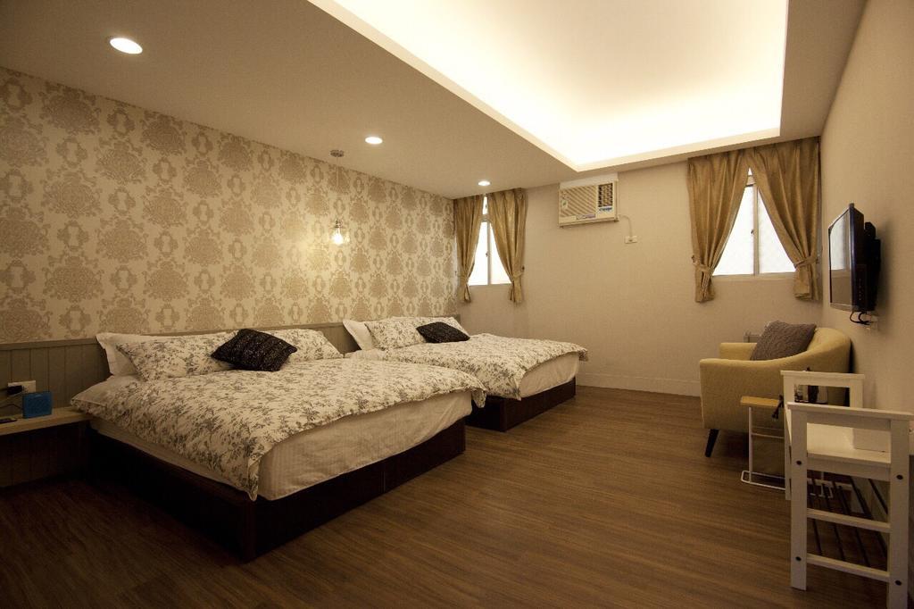 Chao Daily Rent Hotel Tainan Luaran gambar