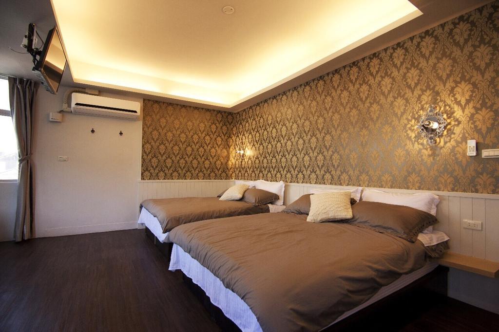 Chao Daily Rent Hotel Tainan Luaran gambar